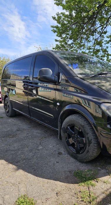 Продам вито 639 2004г,в  Автомат