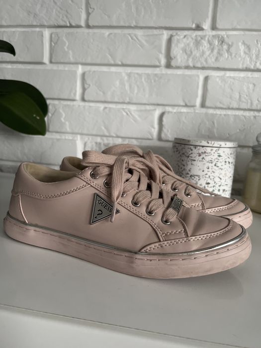 Buty guess rozm 37