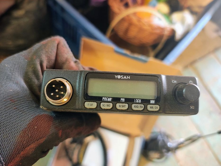 Kompaktowe radio CB Yosan CB-300