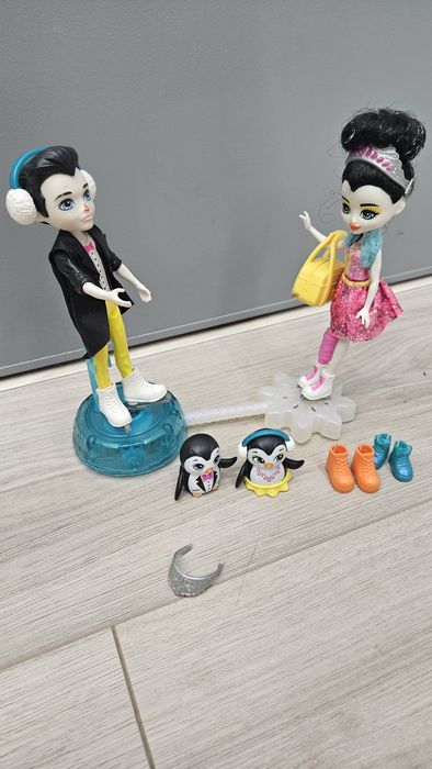 Enchantimals zimowy taniec na lodzie lyzwy pingwin