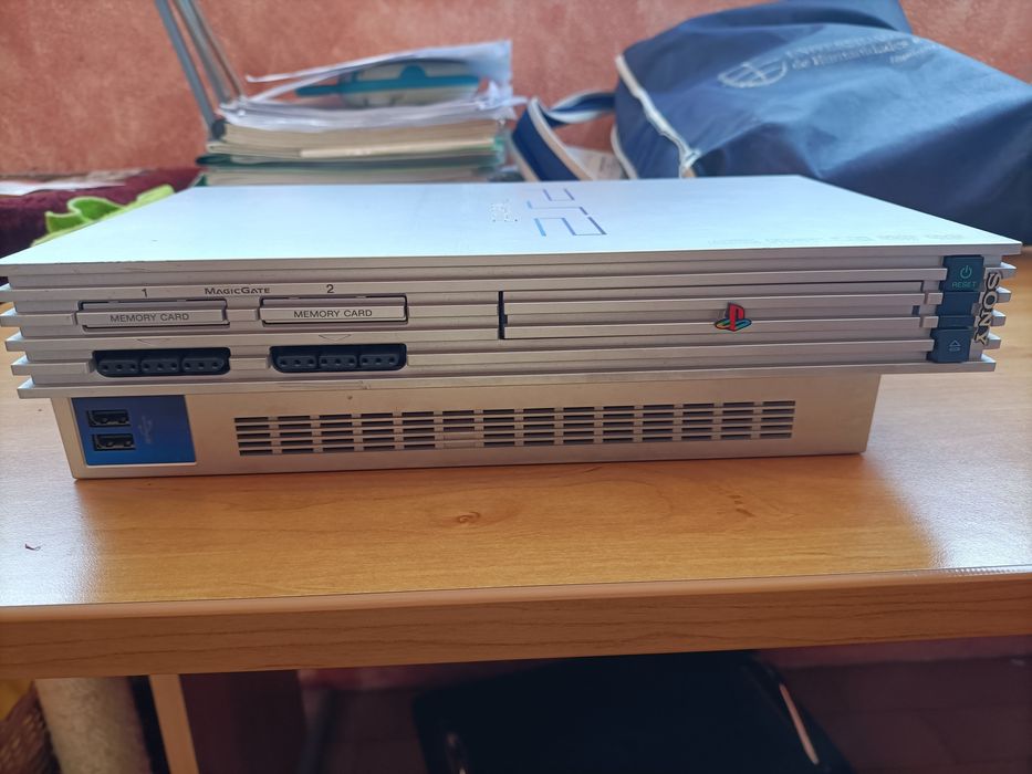 PlayStation 2 Fat Silver