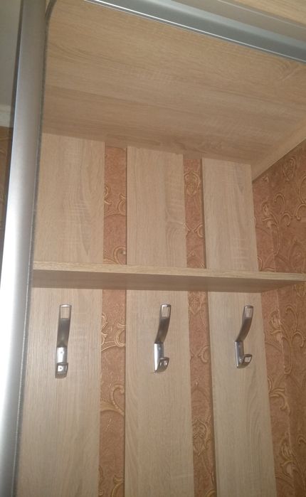 Продам в хорошому стані меблі