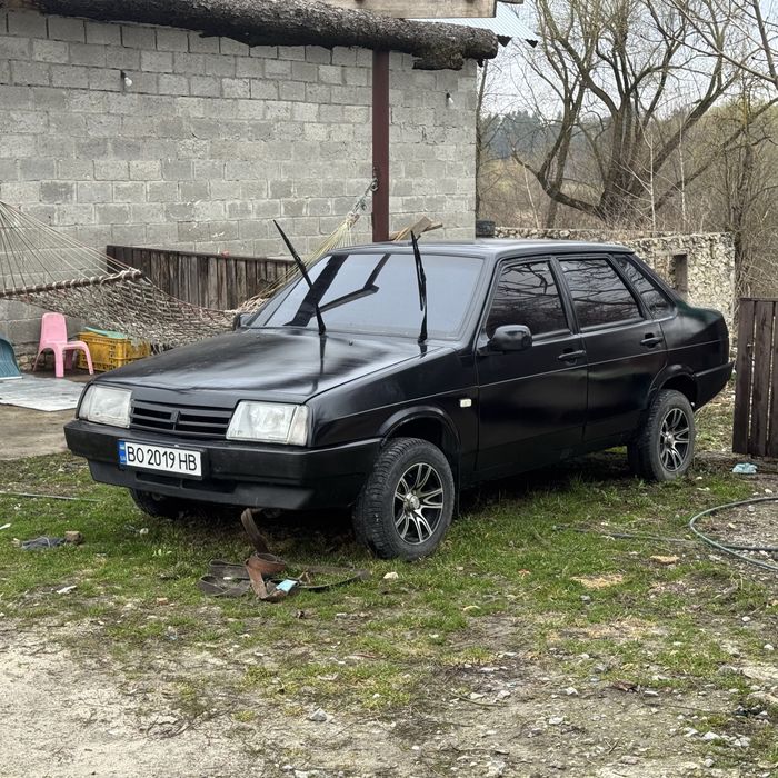 Ваз 2199 1993 року в гарному стані газ бензин