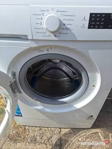Pralka electrolux slim stan dobry uszkodzone dzwi odbiór na już