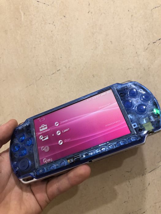 Psp sony 3008, 10/10 + комлект