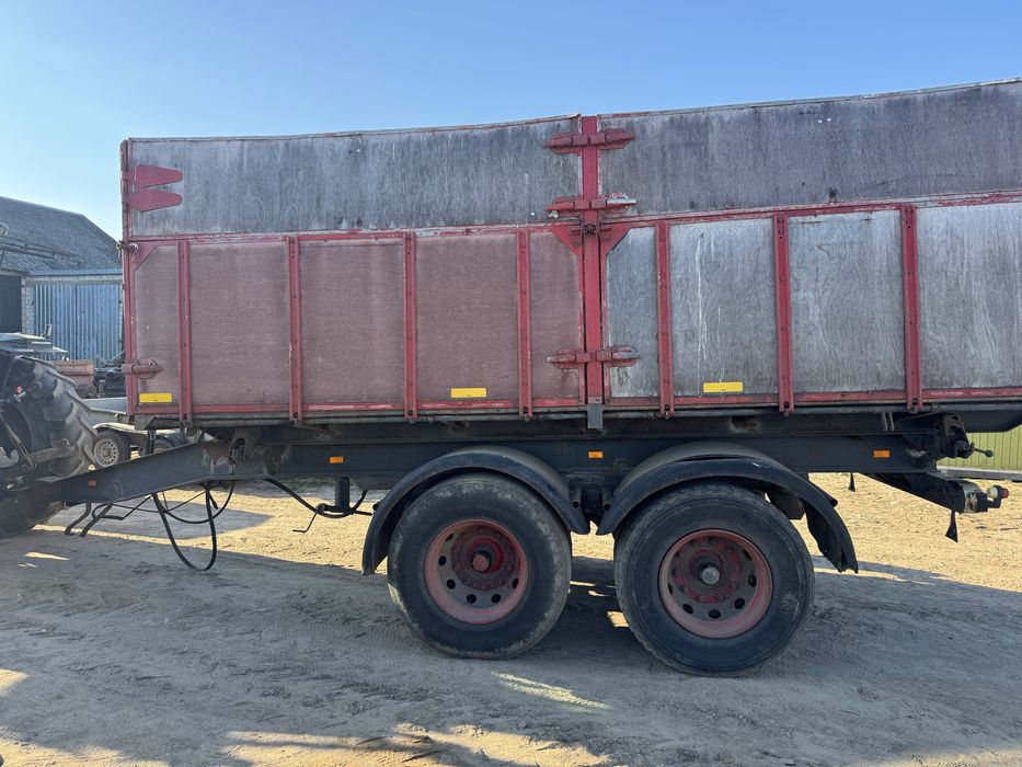 Przyczepa rolnicza tandem