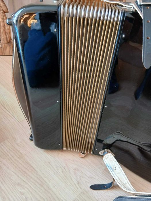 akordeon Hohner Concerto II 72 basy