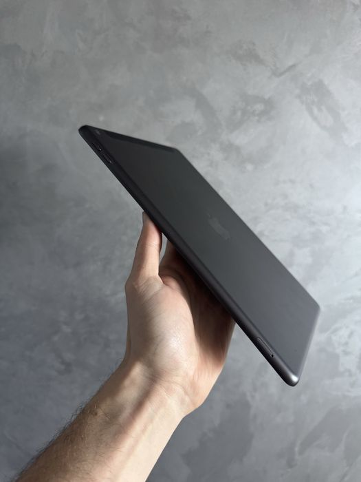 iPad 7Gen  32gb Wi-Fi LTE 4G Планшет Apple ,  Стан нового..