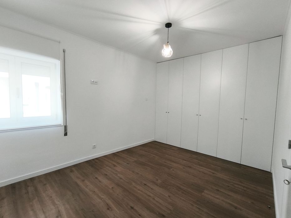 Apartamento T2 a 2min. do metro de Brito Capelo