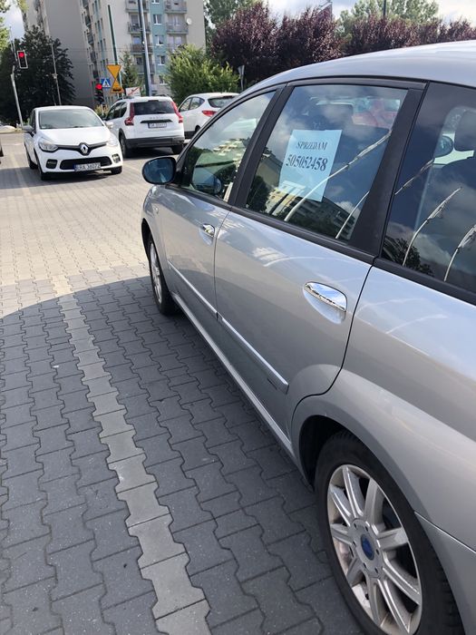 Sprzdam Fiata Croma w dobrym stanie