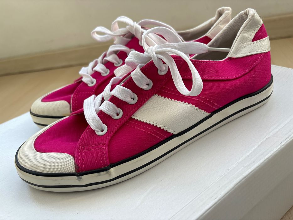 Кеди жіночі рожеві