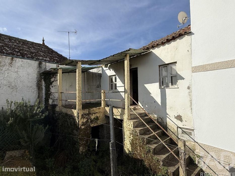 Casa / Villa T2 em Lobrigos e Sanhoane de 280 m2