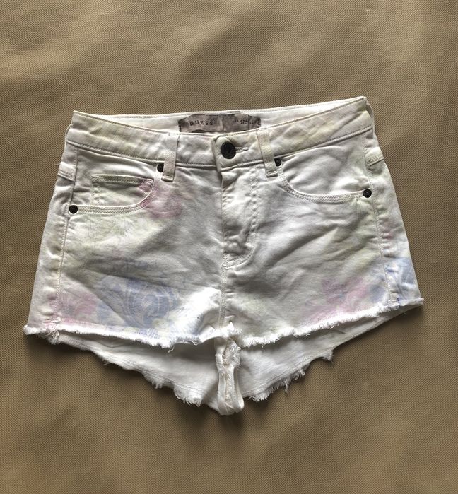 Guess Los Angeles roz. 24 damskie szorty dżinsowe