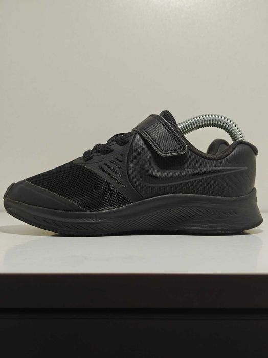 Чорні кросівки для хлопчика Nike Star Runner 2, р.27,5