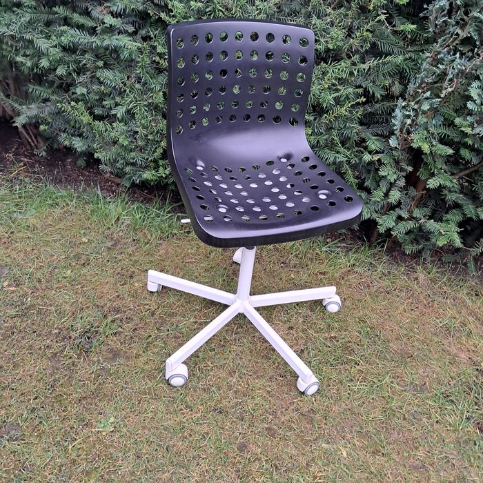 Sprzedam krzesło obrotowe