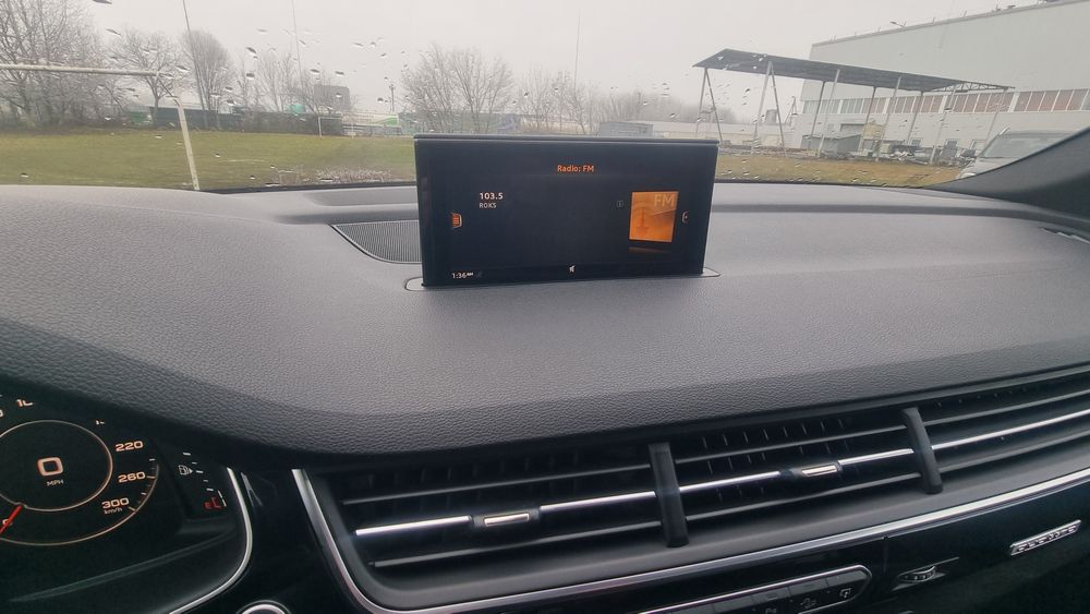 Aydi Q7 3.0 бензин