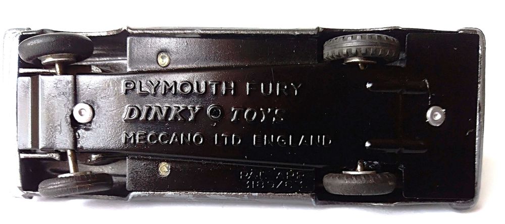 Plymouth Fury da Dinky Toys. Ver descrição