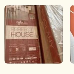 Двері вхідні з двох частин ,нестандартні. Ламінат .