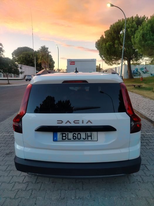 Dacia jogger 1.0 TCe ECO-G BI-FUEL 7 lugares — photo 3