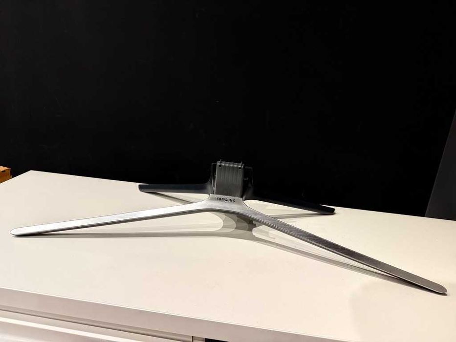 Samsung – podstawka/nóżki do TV 43” (oryginalna)