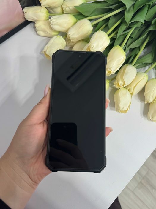 Мобільний телефон Oukitel WP28S з мощною батареєю, та водонепроникний