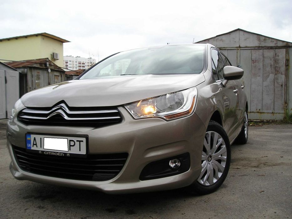 Citroen  C4   2013г.  Automat. Идеал. Как  новый.