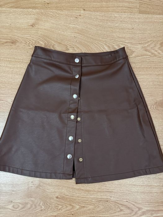 Шкіряна спідниця
