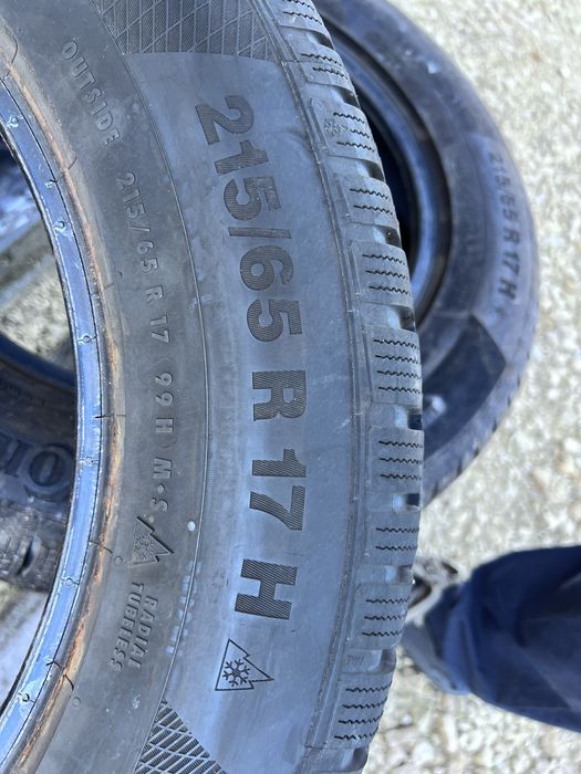 2xopona zimowa CONTINENTAL w rozmiarze 215/65 R17