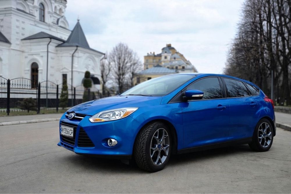 Ford Focus SE  2014 модельний рік