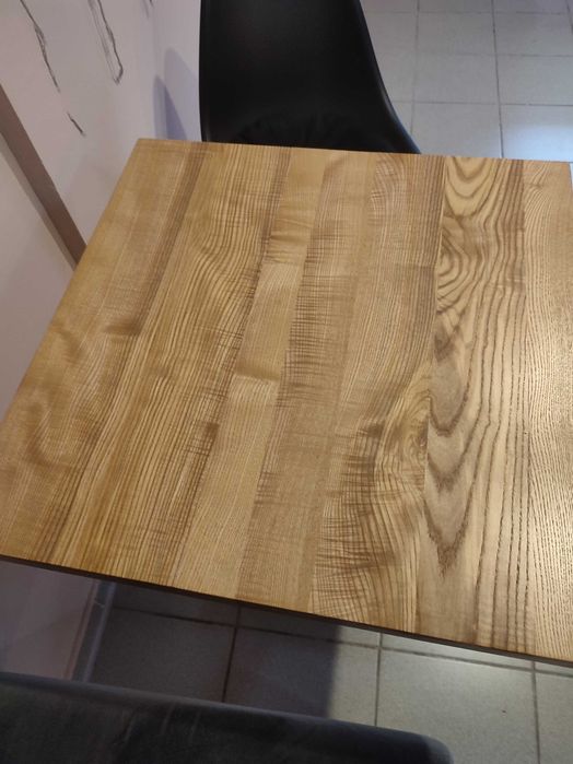 Продам три столи б/у ясен 60/60