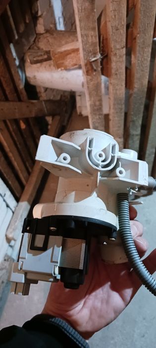 Pompka odpływowa od pralki CANDY Grand'o