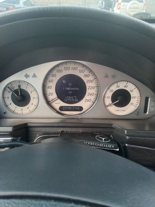Mersedes-benz E320