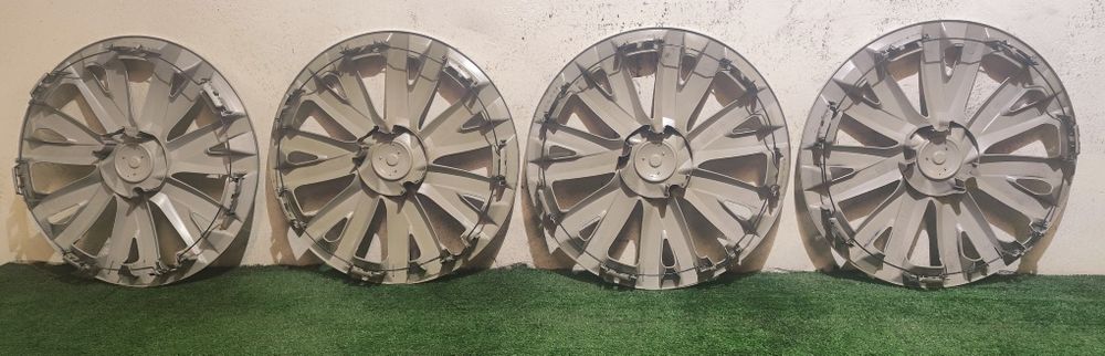 Kołpaki OE VW Golf VII Passat Touran Caddy Jetta 16 " BDB stan