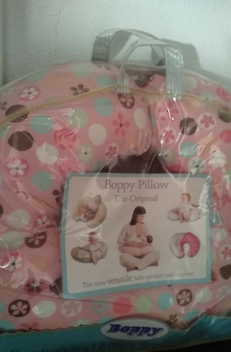 Almofada para amamentação Boppy Pillow marca Chicco