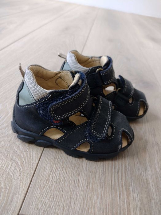 Buty dla chłopca, sandały 21