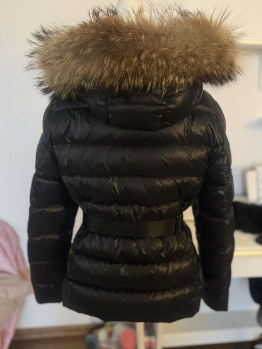 Kurtka moncler   puchowa  na zime