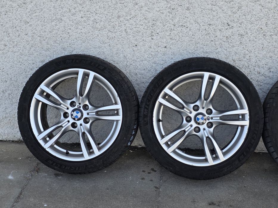 Jantes Originais BMW 18" Pack M 5x120 com Pneus 225.45.18 + 255.40.18
