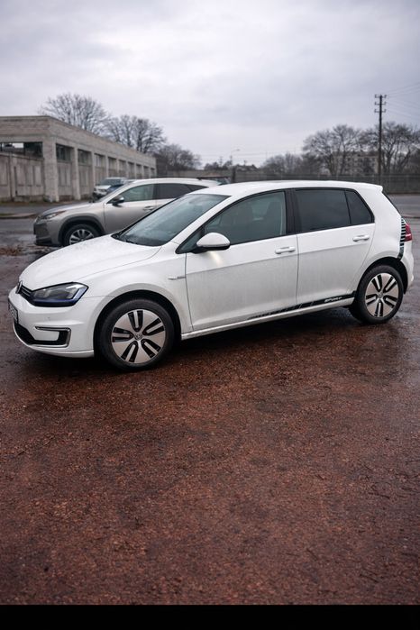 Volkswagen e golf
