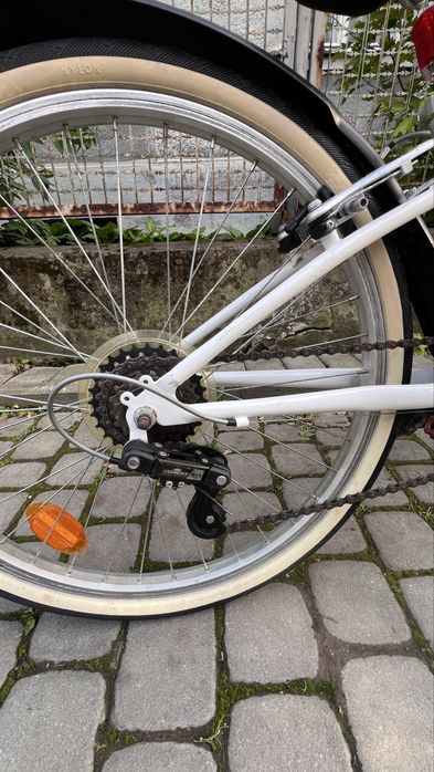 Велосипед BTWiN Model Poply 300