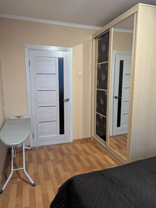 ПРОДАМ хорошу ТРИКІМНАТНУ квартиру в м. Ніжин. Можна під ЄВідновлення