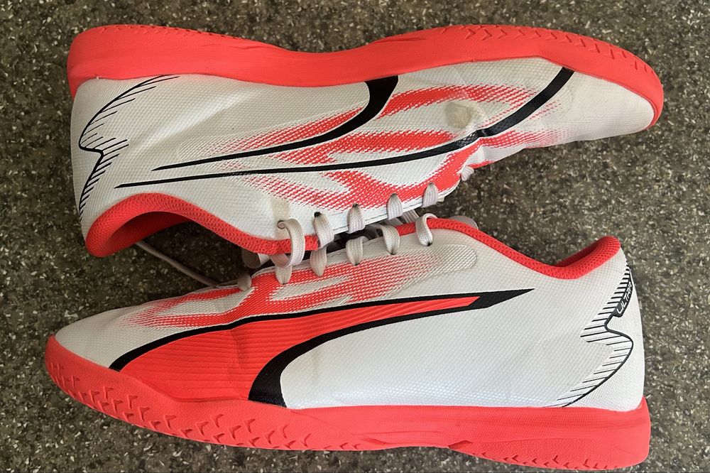 Футбольні бутси, футзалки, розмір 40,5