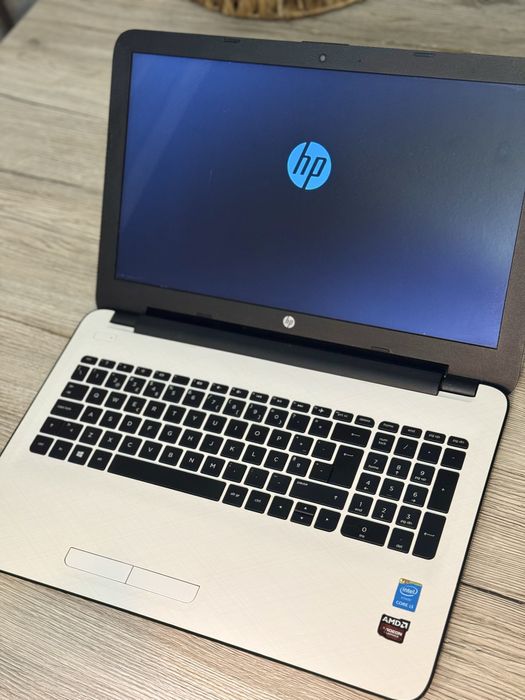 Portátil HP 15.6" | C/ Upgrade SSD 240GB
