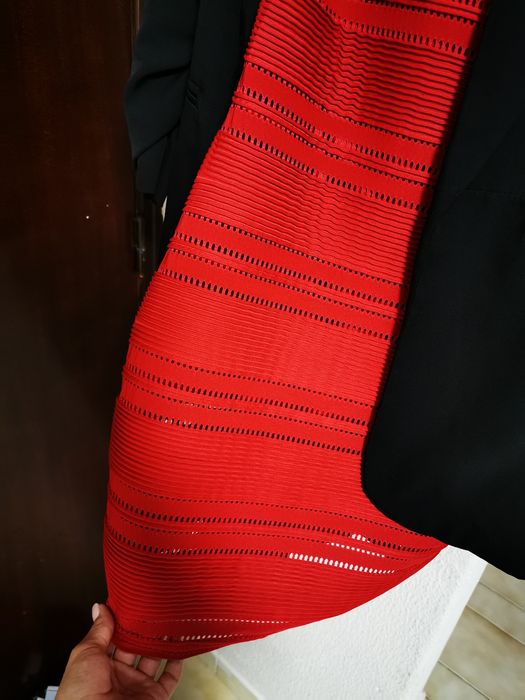 É um vestido e um casaco