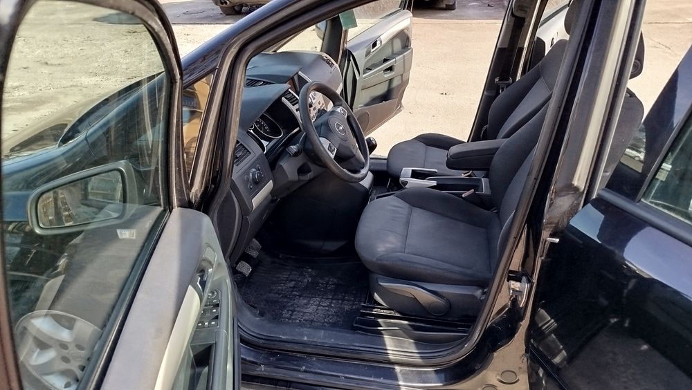 Opel Zafira B 1.7