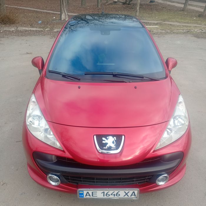 Продам пежо 207 на максимальній комплектації