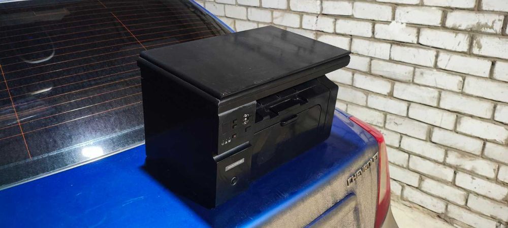 Принтер мфусканер HP Laser jet M1132MFP рабочий