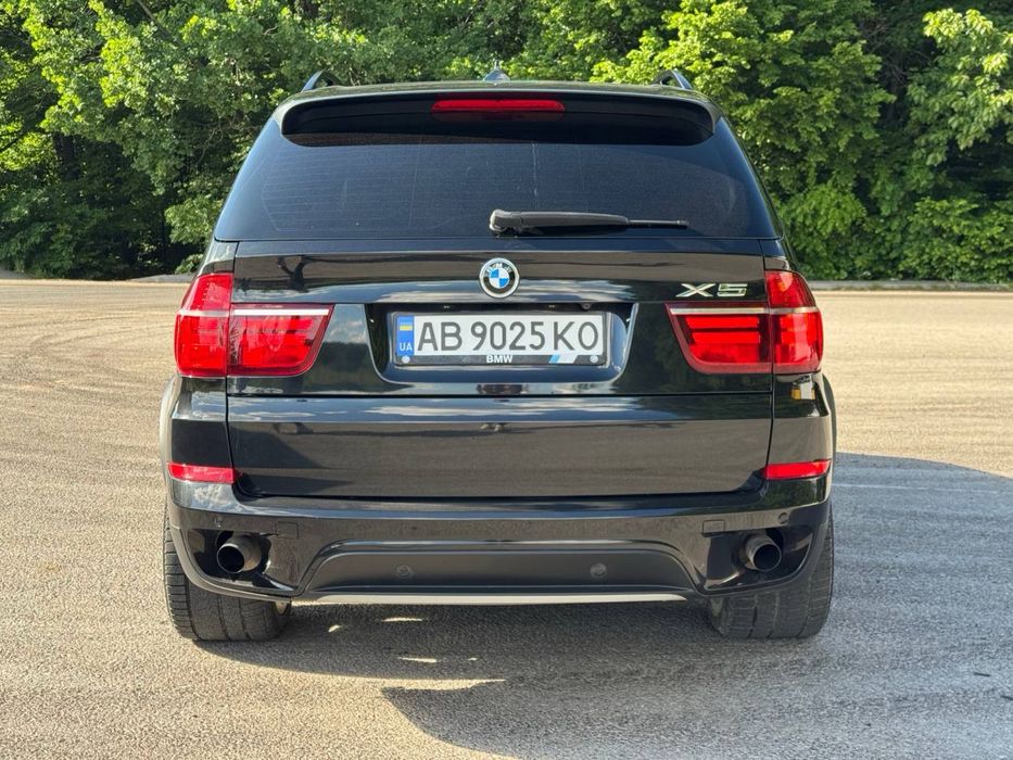Авто BMW X5 e70.