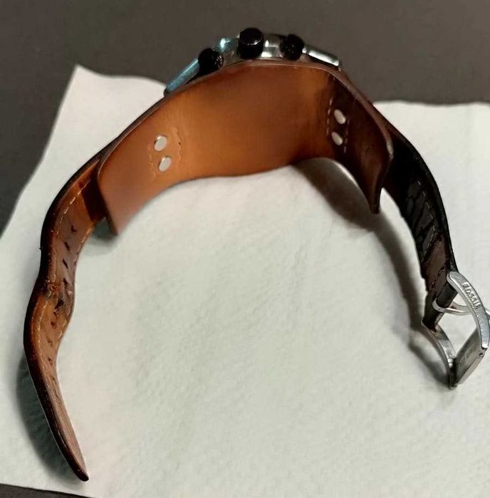 Fantástico Fossil Coachman Chronograph – Estilo Robusto e Performance