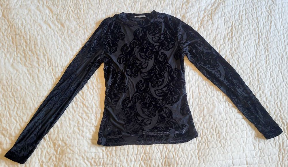 RESERVED czarna elegancka półprześwitująca bluzka S 36 8
