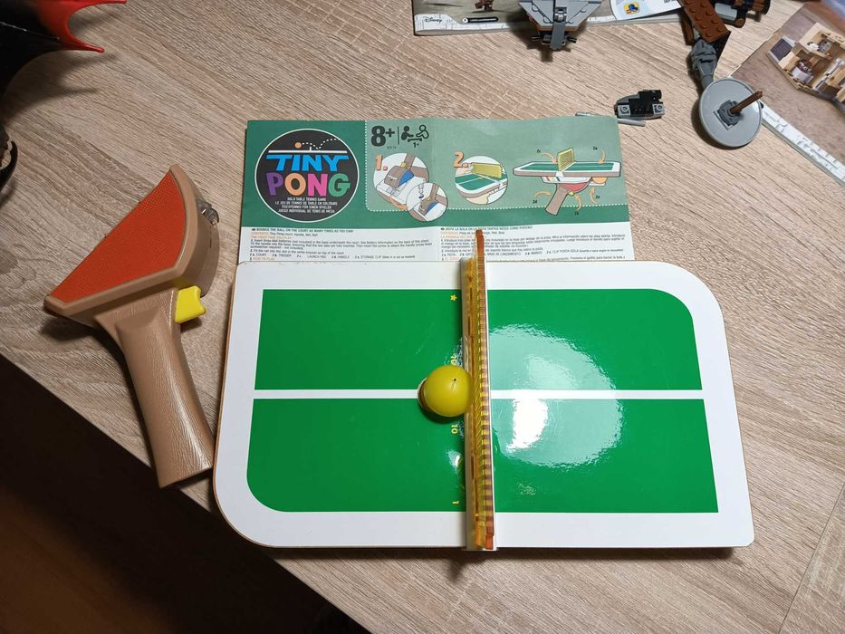 Tiny Pong para mais do que 8 anos